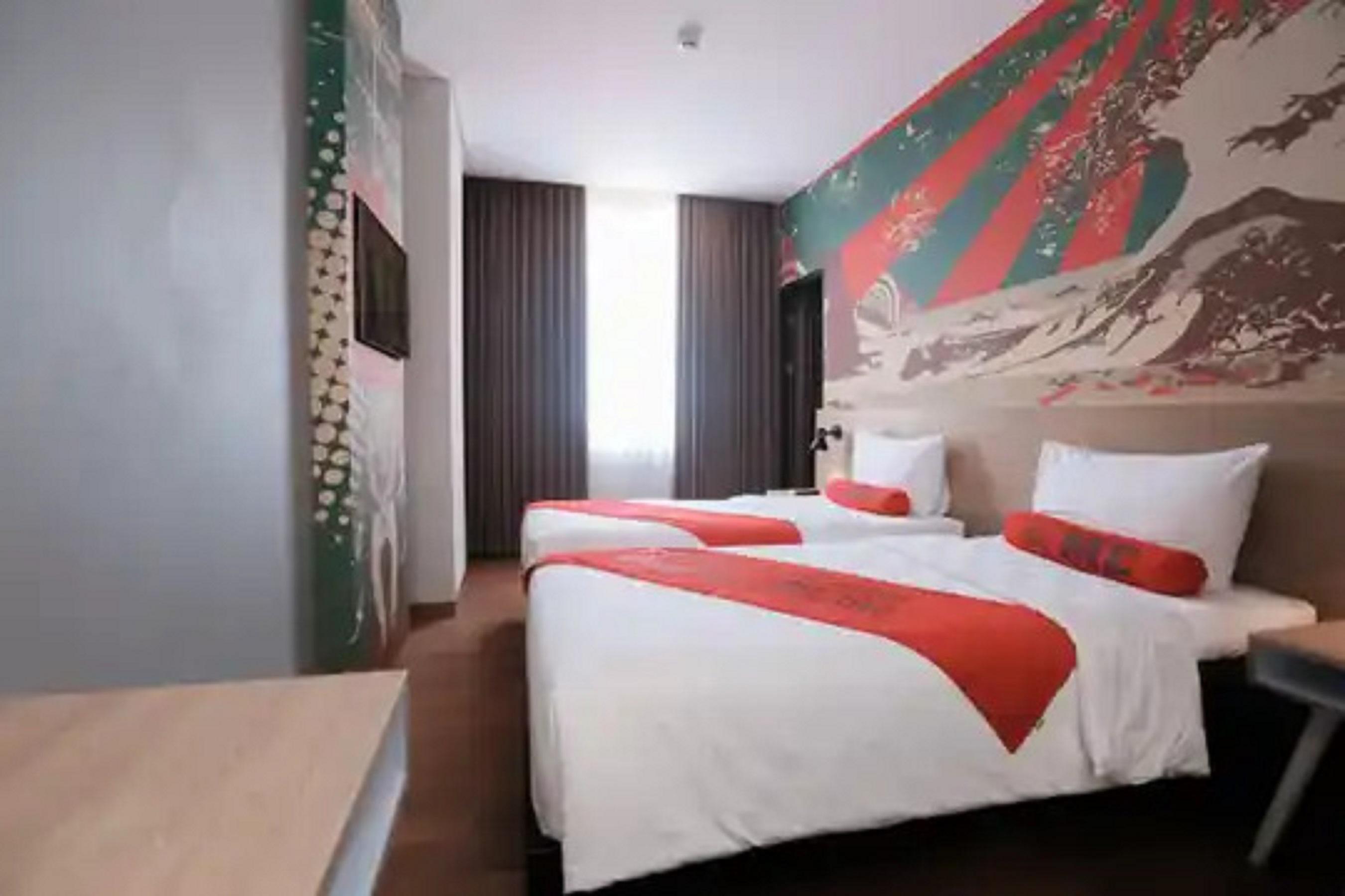 Hotel Fortunagrande Jembel Esterno foto