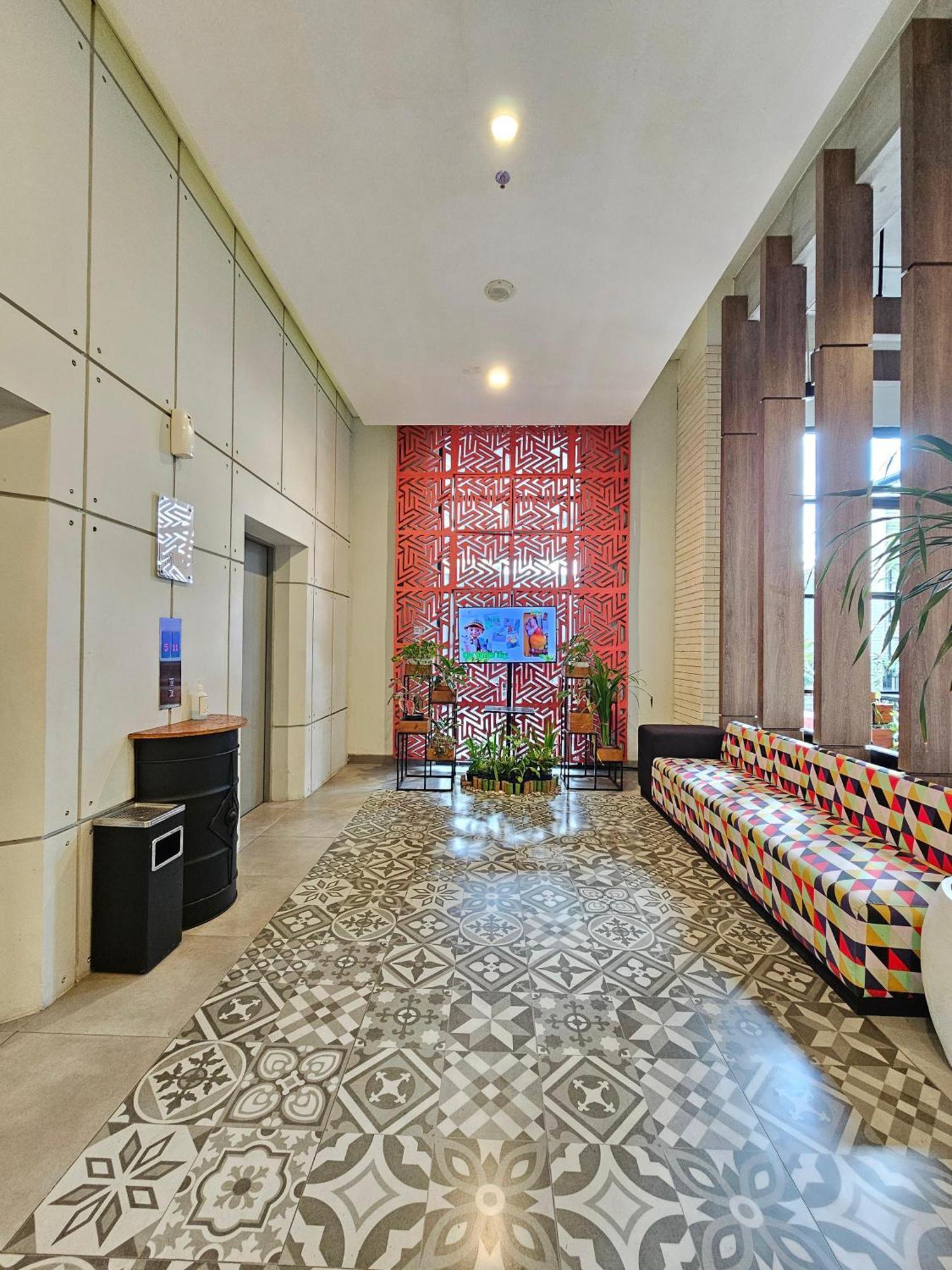 Hotel Fortunagrande Jembel Esterno foto